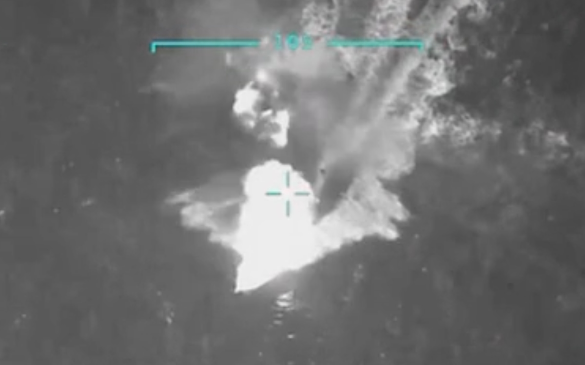 Video | Trump publica video del ataque a barco procedente de Venezuela