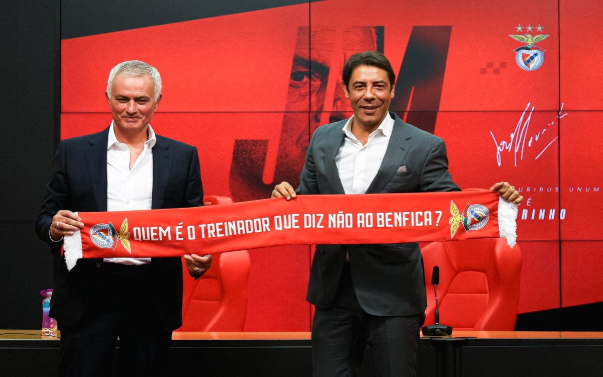 Vuelve José Mourinho al banco del Benfica 25 años después | Video