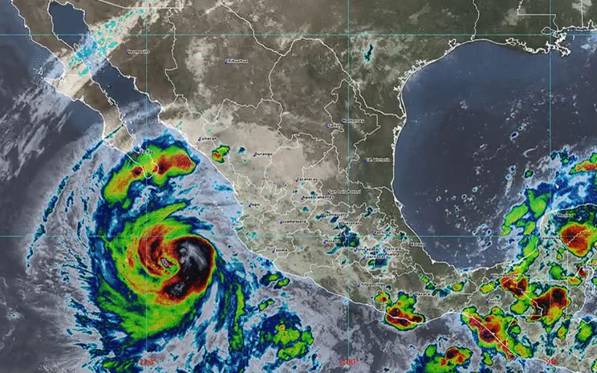 'Priscilla' se intensifica a huracán categoría 2 frente a las costas del Pacífico