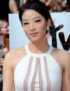 Foto de cabeza de Arden Cho