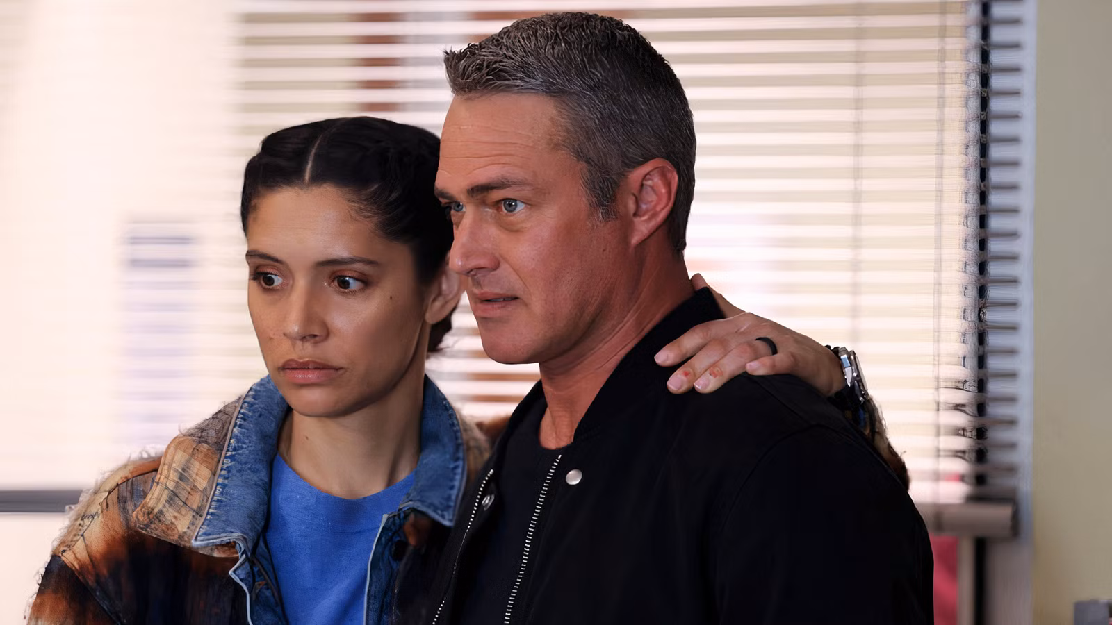 El impactante toque de bebé de la temporada 14 de Chicago Fire explicada por Showrunner