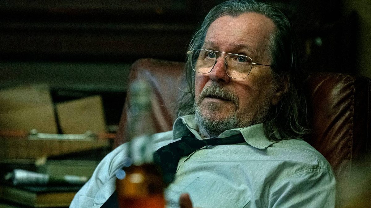 Gary Oldman aborda los cambios de caballos lentos a medida que la temporada 5 marca el final de una era