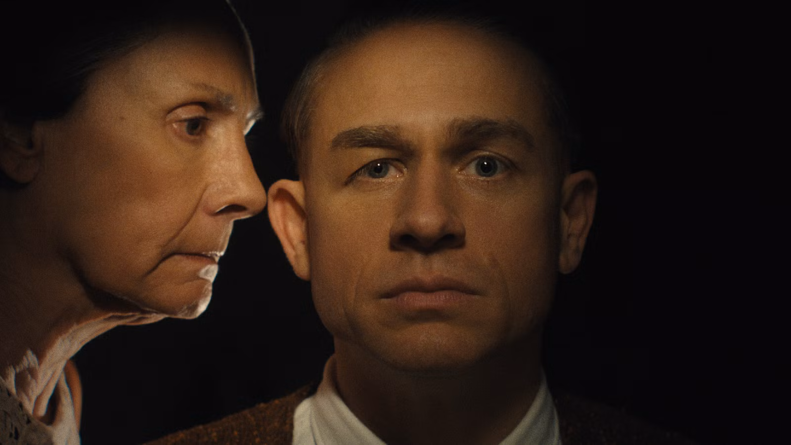 Monster: el elenco de Ed Gein Story y la Guía de comparación de la vida real