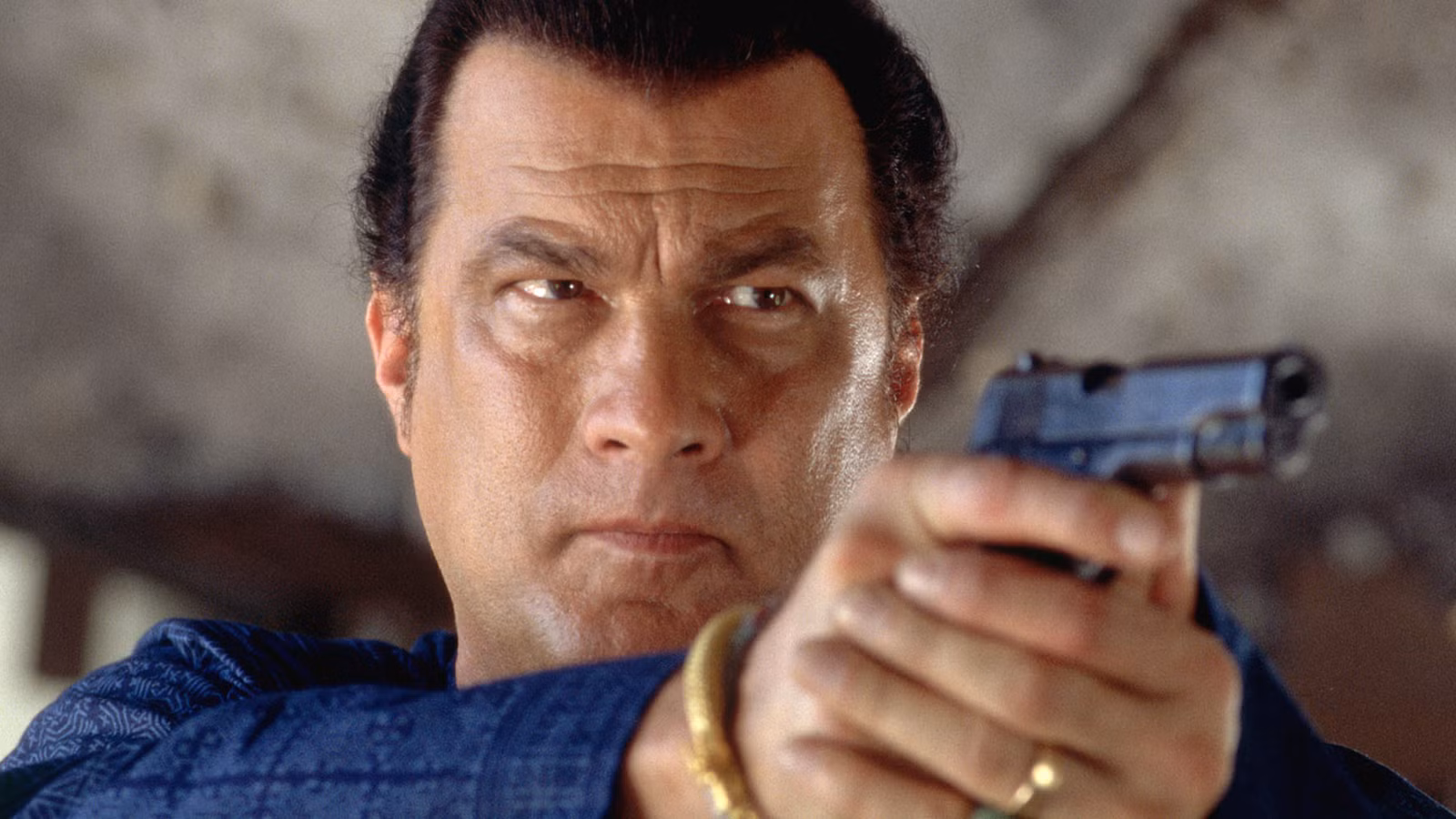 10 momentos más brutales en las películas de Steven Seagal