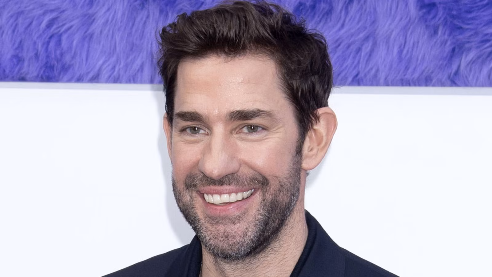 John Krasinski interpretó a su “personaje favorito” en este thriller de video RT Prime 78% RT
