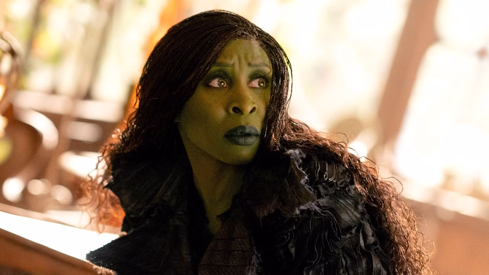 Wicked: For Good tiene un miembro principal secreto del reparto (y no es Dorothy) se burla del director