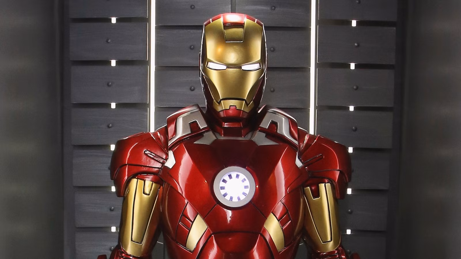 8 Héroes de Marvel que han robado el aspecto icónico de Iron Man