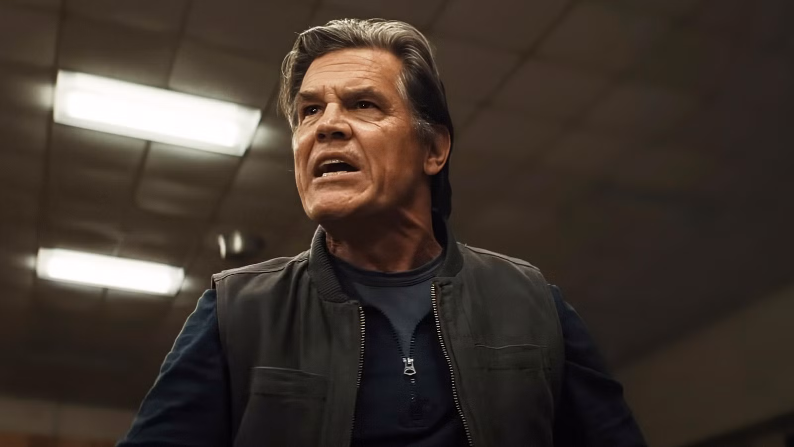 Las armas superan a Josh Brolin Western mientras sube las listas de taquilla