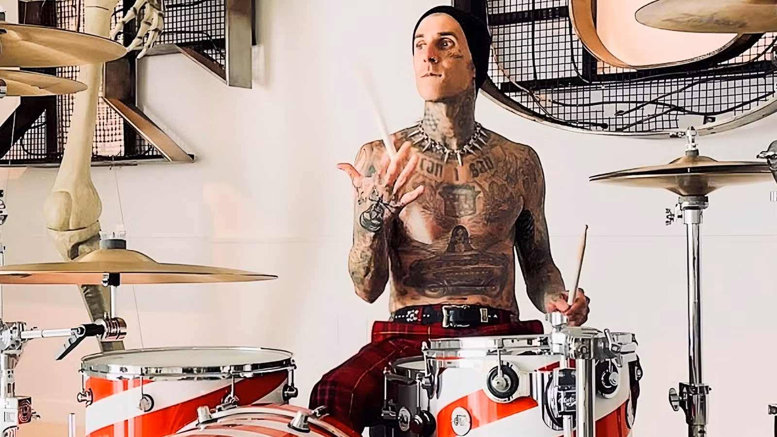 9 bateristas de reemplazo que eran mejores que los originales