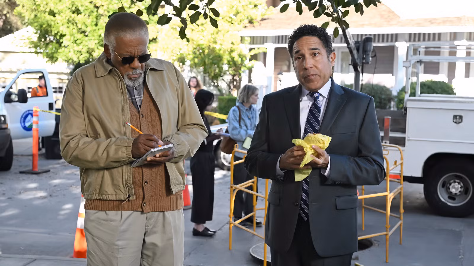 Seis razones por las que la puntuación RT del periódico es más alta que la temporada de debut de Office