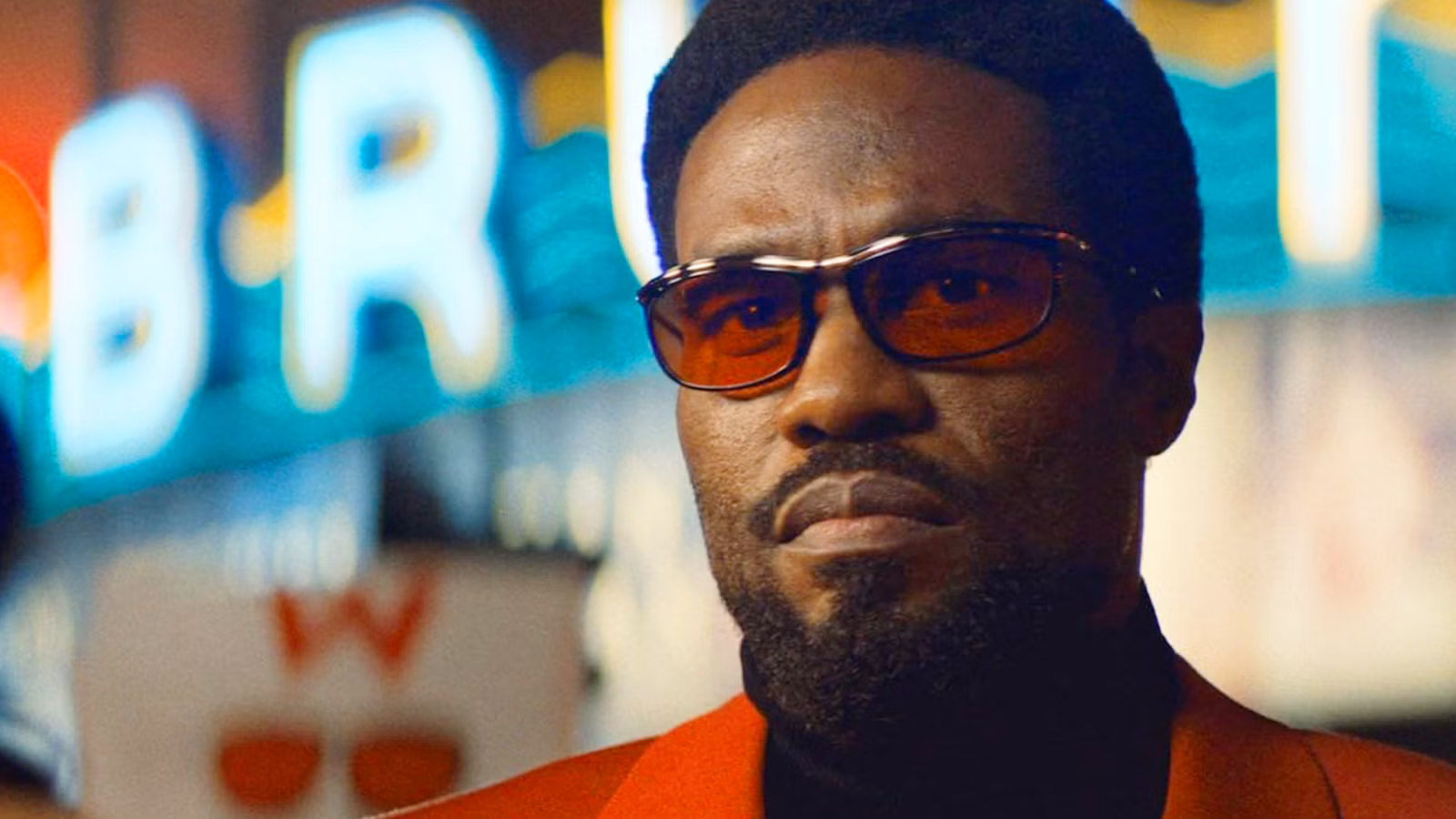 Marvel aborda sin rodeos la fatiga de los superhéroes en el tráiler de la serie Wonder Man MCU