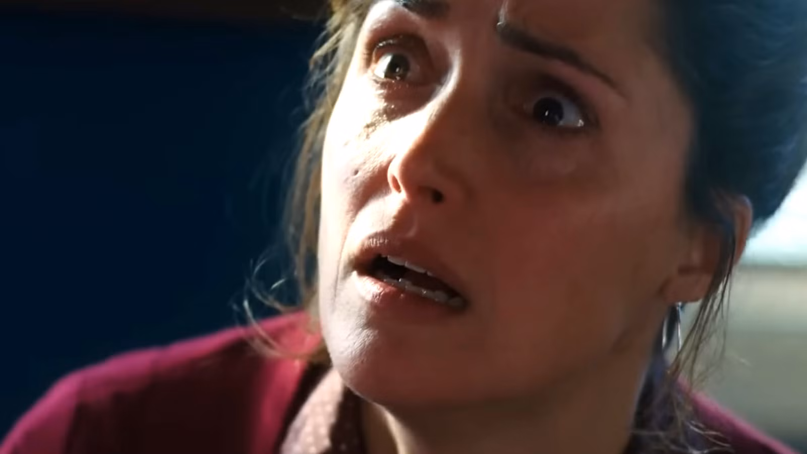 Explicación del origen único detrás del título Si tuviera piernas, te patearía