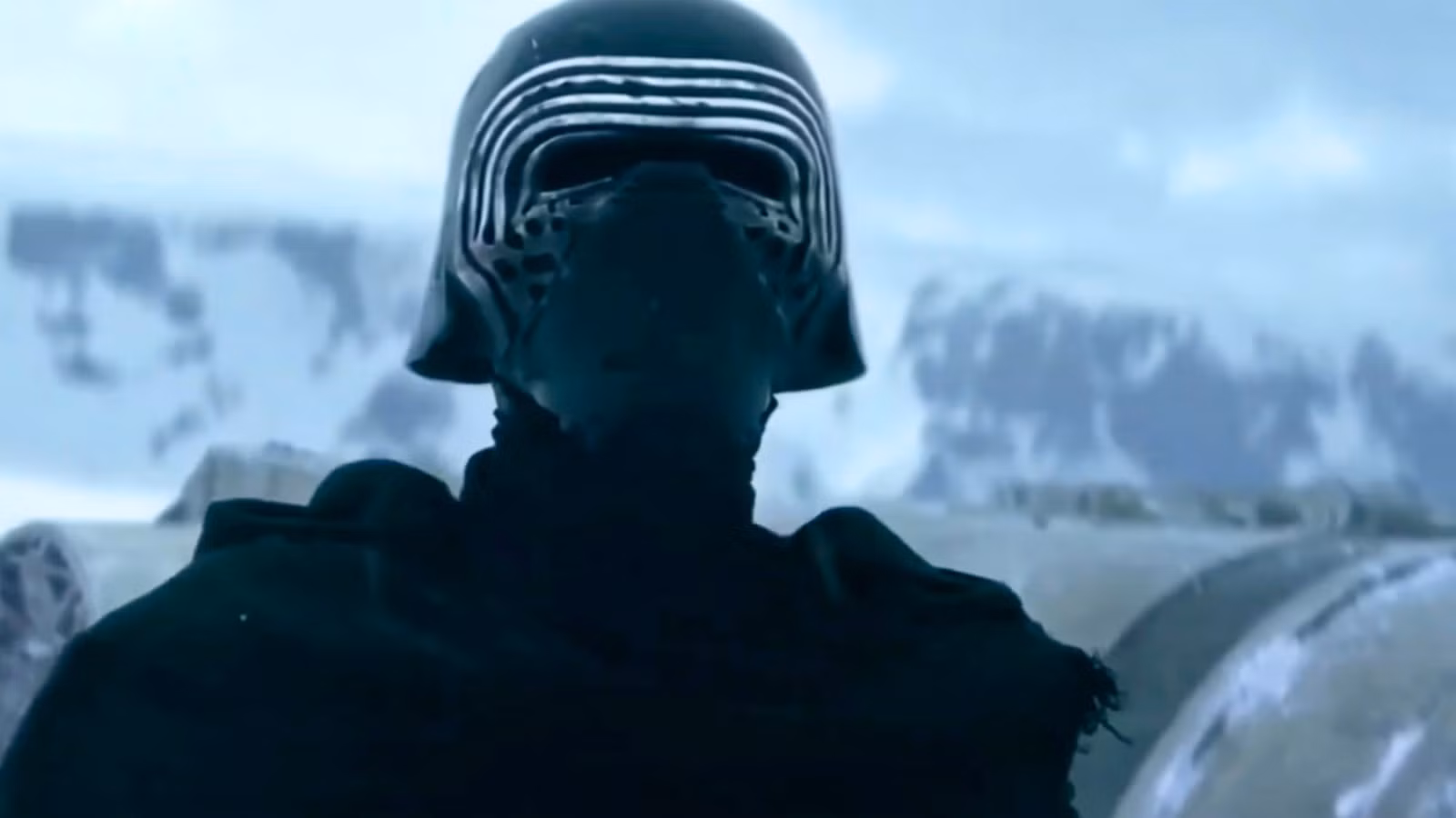 La mejor escena eliminada de The Force Awakens ahora es aún mejor