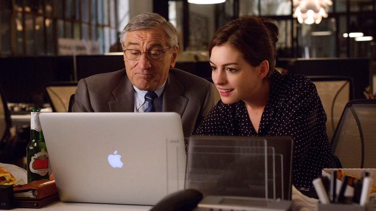 ¿Estresado en el trabajo? Mire la película La comodidad ideal antes de dejar de transmitirse