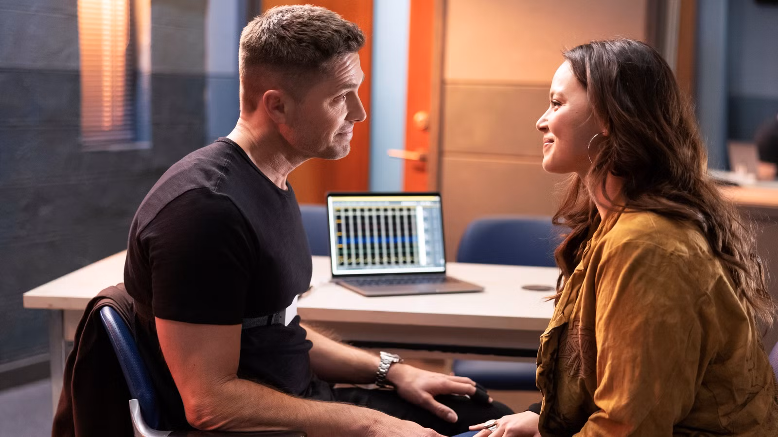 El novato no puede tomar el camino fácil con la reunión de Chenford en la temporada 8