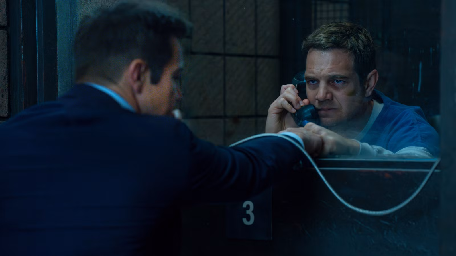 El alcalde de Kingstown nunca volverá a ser el mismo después del primer episodio de la temporada 4