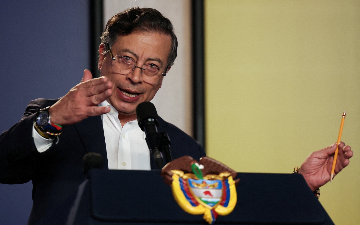 Acusa Petro a EE.UU. de 'crimen de guerra' con ataques a lanchas