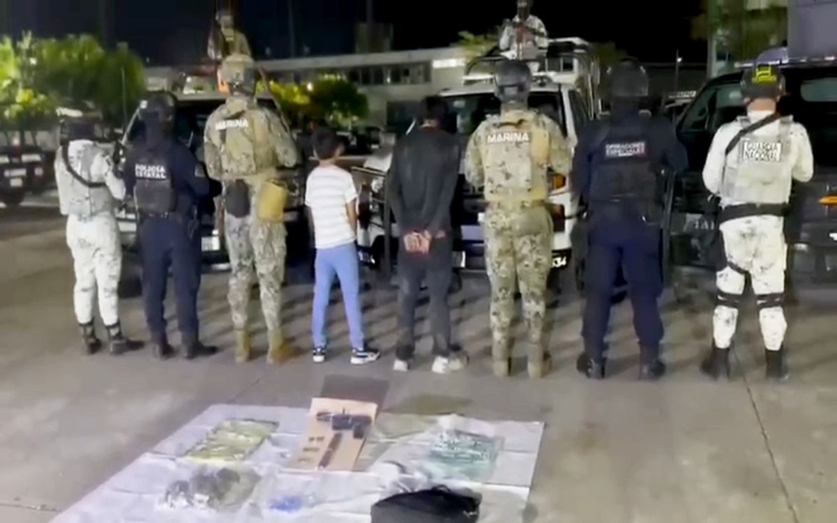 Adolescente es asegurado con armas durante operativo en Tabasco