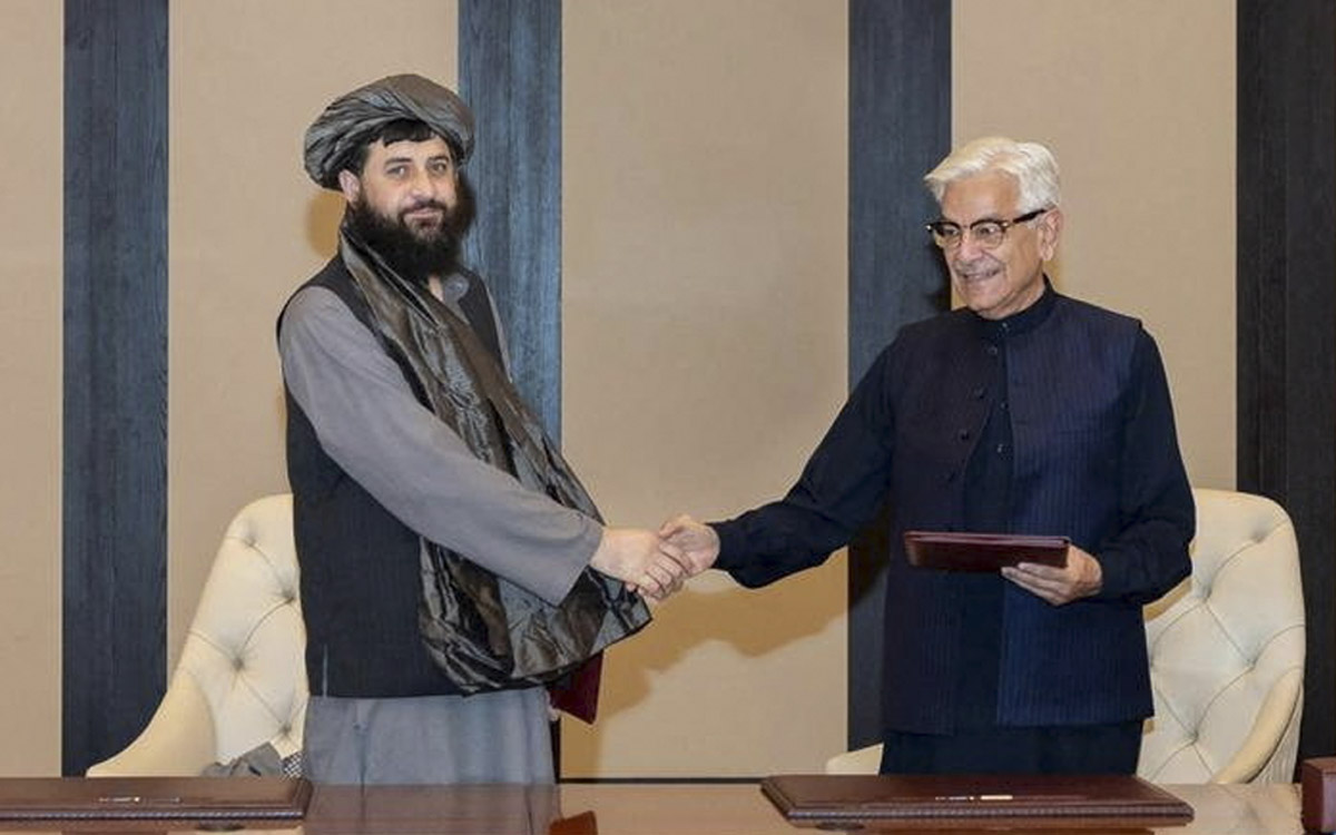 Afganistán y Pakistán pactan alto al fuego inmediato en un acuerdo histórico en Doha