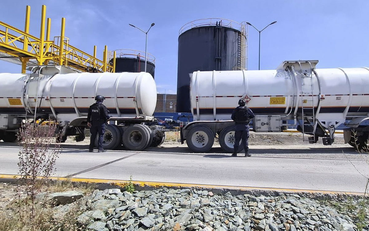Aseguran más de 1.6 millones de litros de huachicol en cateo a empresa de Guanajuato
