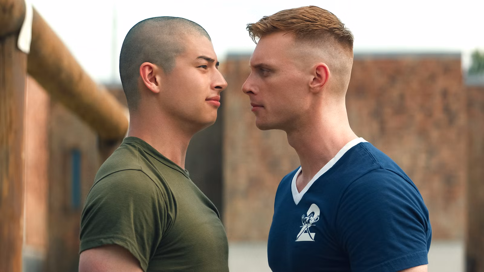 Botas criticadas por el gobierno en una nueva declaración mientras la serie de Netflix alcanza el número 1