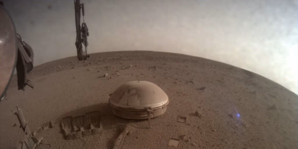 Buenas noches, Insight: Vea cuál puede ser la última foto del terreno de Mars Mures