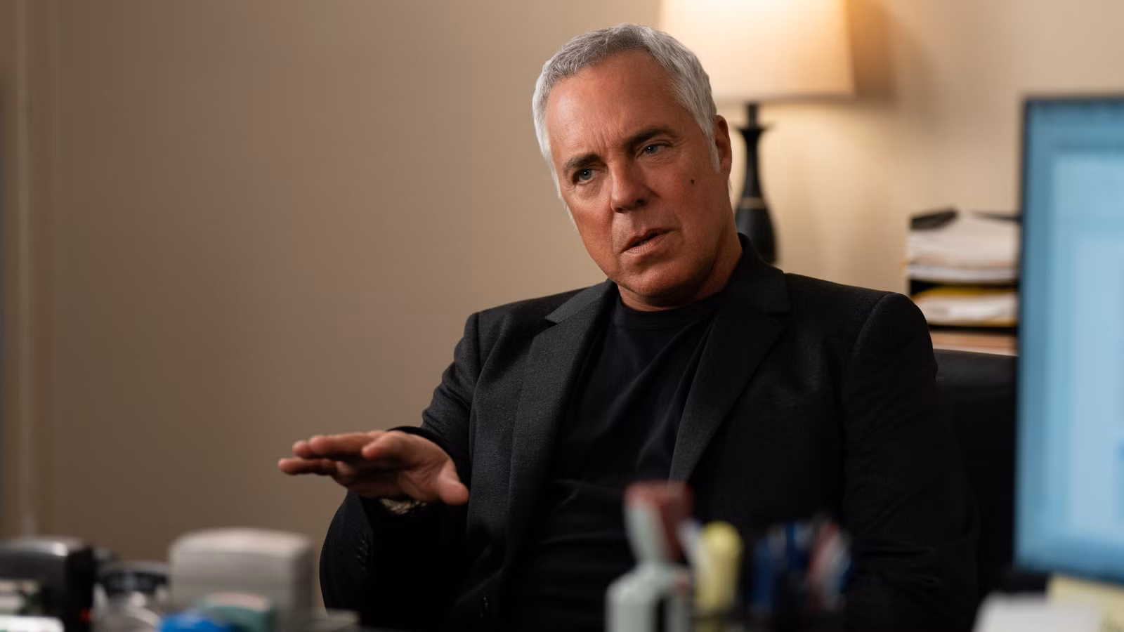 El casting del joven Harry de la precuela de Bosch destaca un error de Titus Welliver