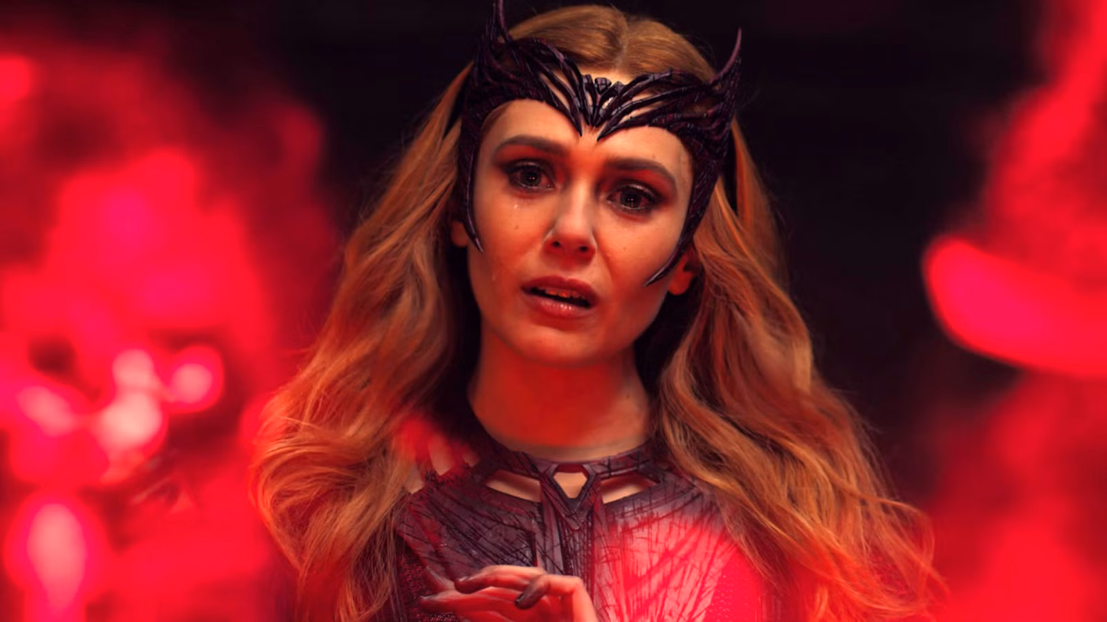 Elizabeth Olsen habla sobre si la Bruja Escarlata está viva en el MCU después del regreso de Marvel en 2025 que no recordaba