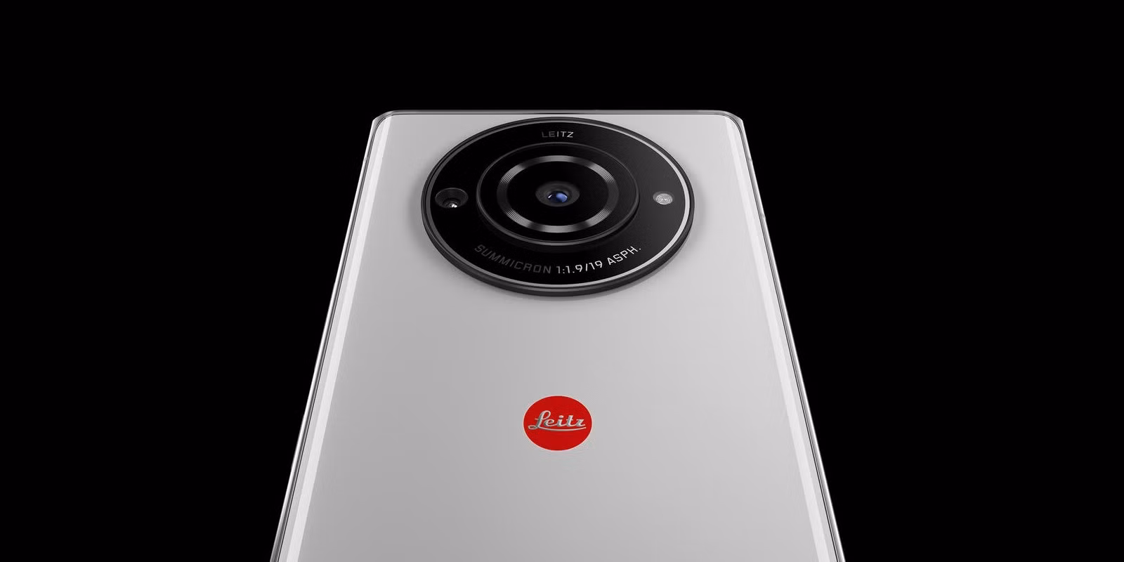 Este teléfono Leica tiene un sensor de cámara de 1 pulgada y una pantalla de 240 Hz