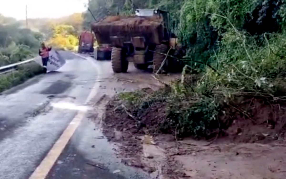Fuertes lluvias provocaron 108 interrupciones en carreteras federales