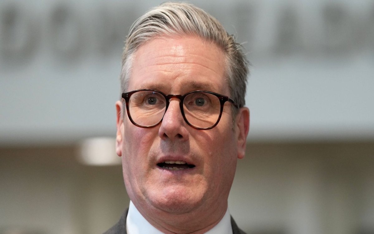 Impedir a aficionados israelíes asistir a un partido de futbol es un error: Keir Starmer