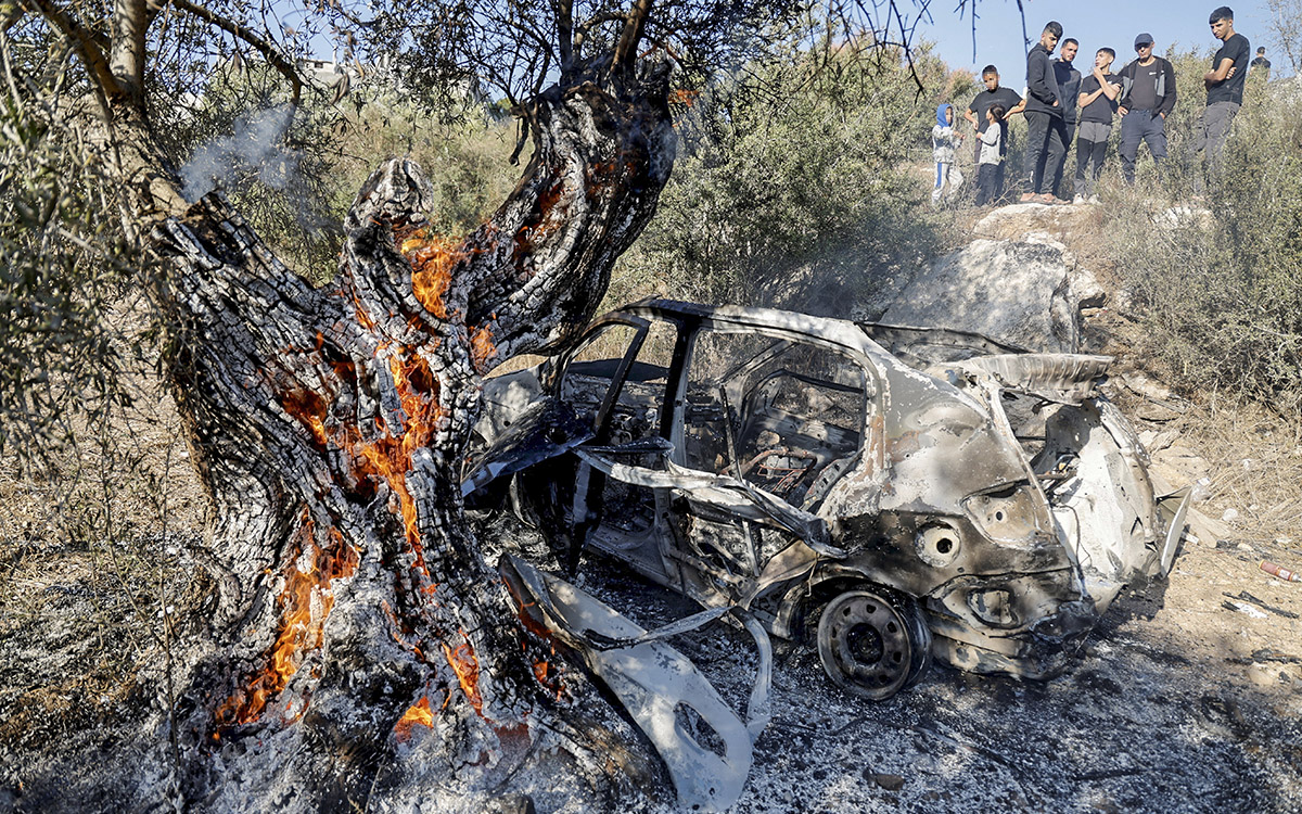 Israel mata a tres supuestos 'terroristas' palestinos en una incursión en Cisjordania