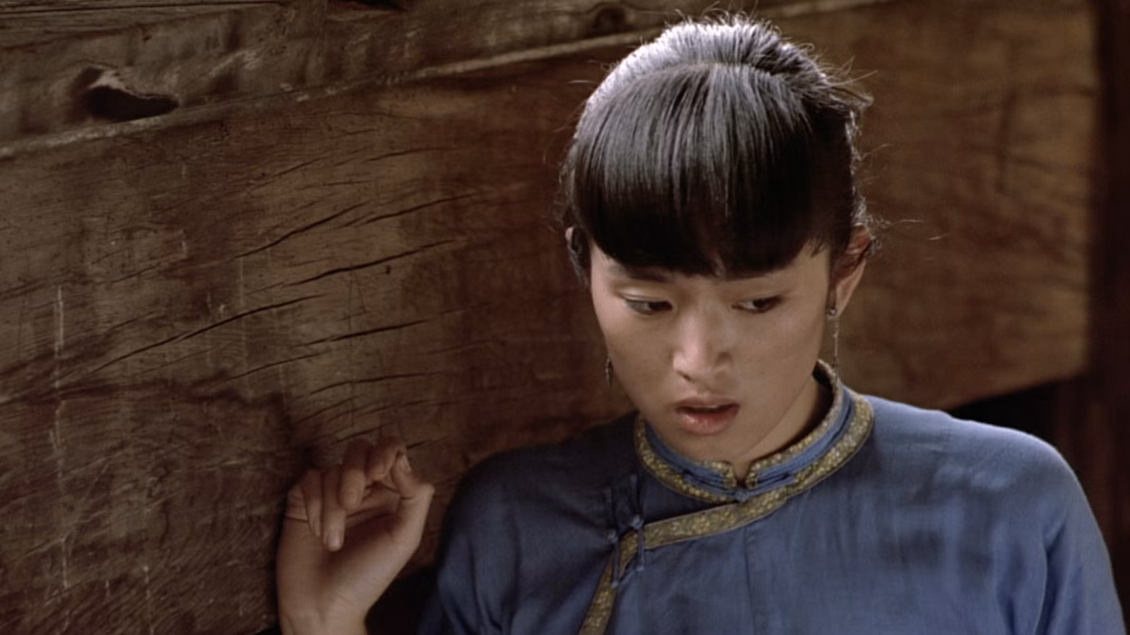 Ju Dou Review: 35 años después, la historia de amor de Zhang Yimou sigue siendo una tragedia de colores vibrantes