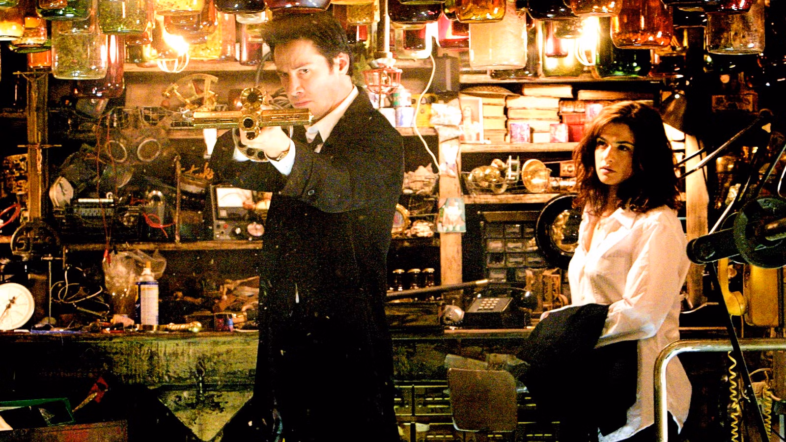 Keanu Reeves comparte la actualización principal de script en Constantine 2 después de 15 meses