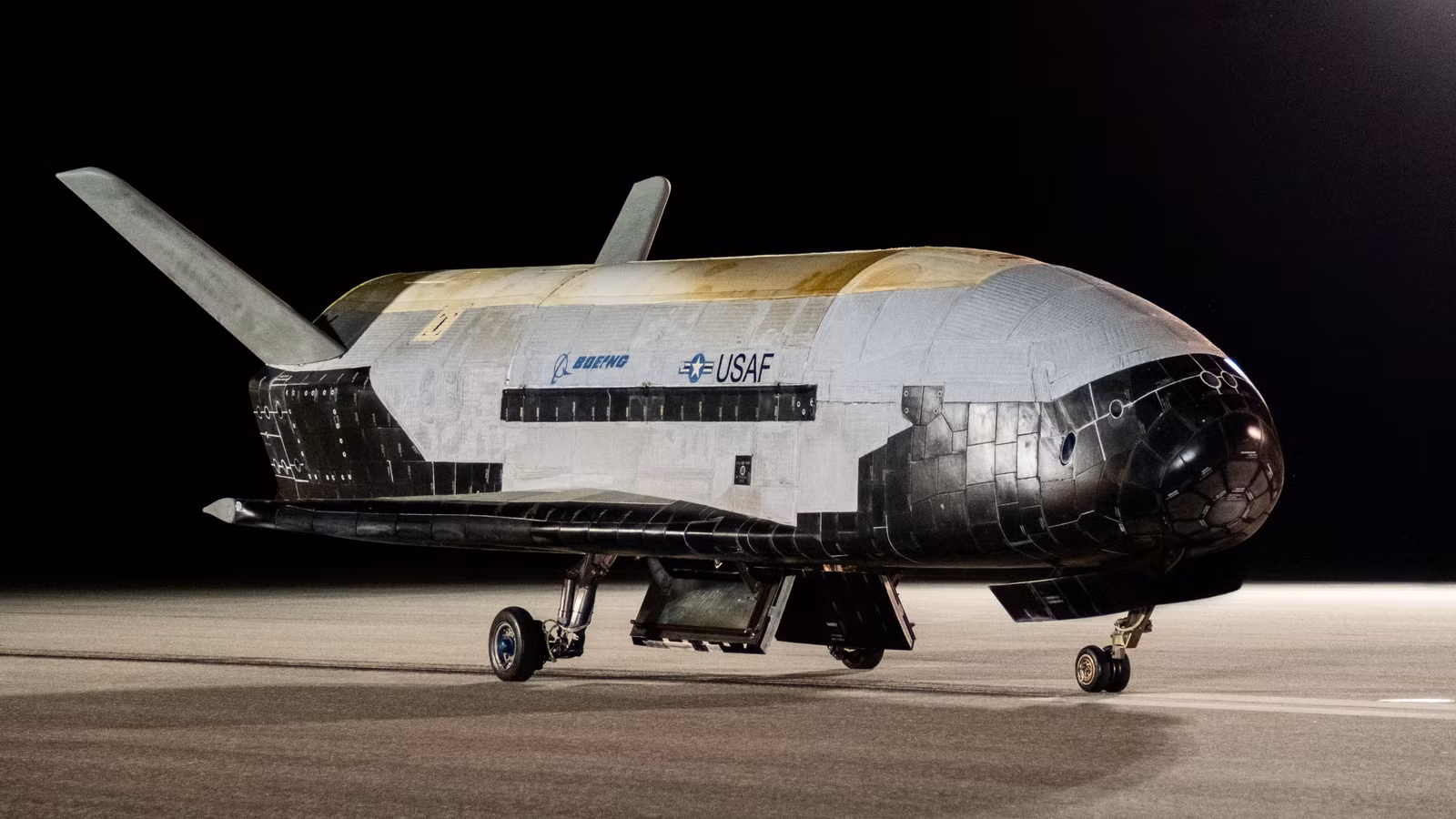 La nave Shadowy Space Force pasó 2,5 años en órbita realizando experimentos