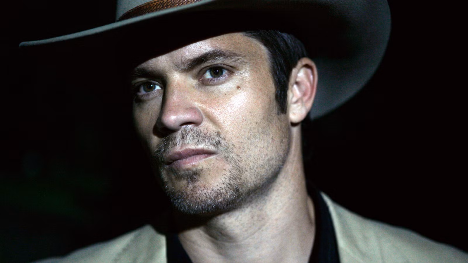 Los fanáticos justificados deben ver la nueva serie de suspenso y crimen con 88% RT de HBO