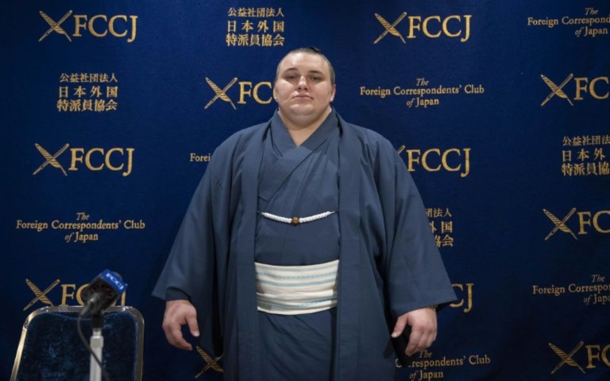 Luchador ucraniano brilla en el sumo japonés tras huir de la guerra | Video