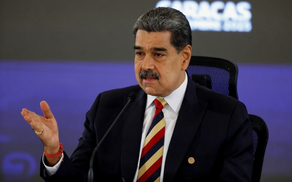 Maduro: Venezuela tiene 'más de 5 mil' misiles para defenderse