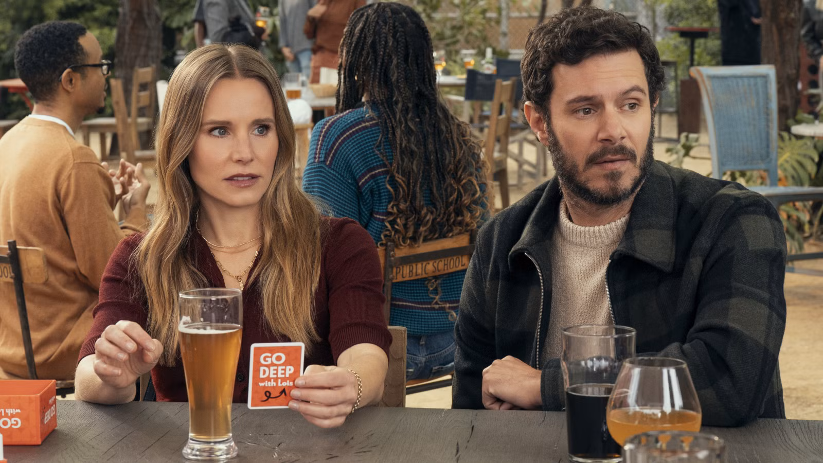 Nadie quiere el final de esta temporada 2: la decisión de conversión de Joanne y el estado de la relación con Noah desglosados por el creador