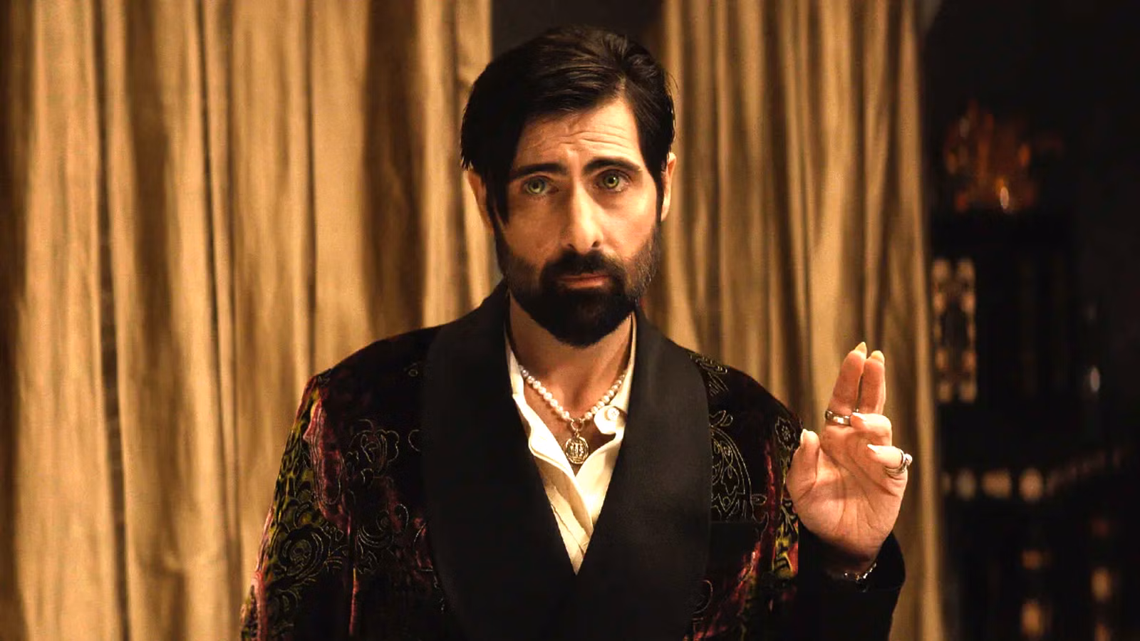 Nueva entrevista con The Vampire Spinoff debuta con una puntuación sólida de Rotten Tomatoes