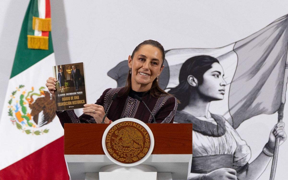 Publica Sheinbaum libro sobre su relevo presidencial con AMLO