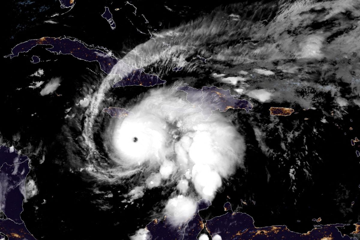 SRE pone en alerta a mexicanos por huracán ‘Melisa’ en Jamaica