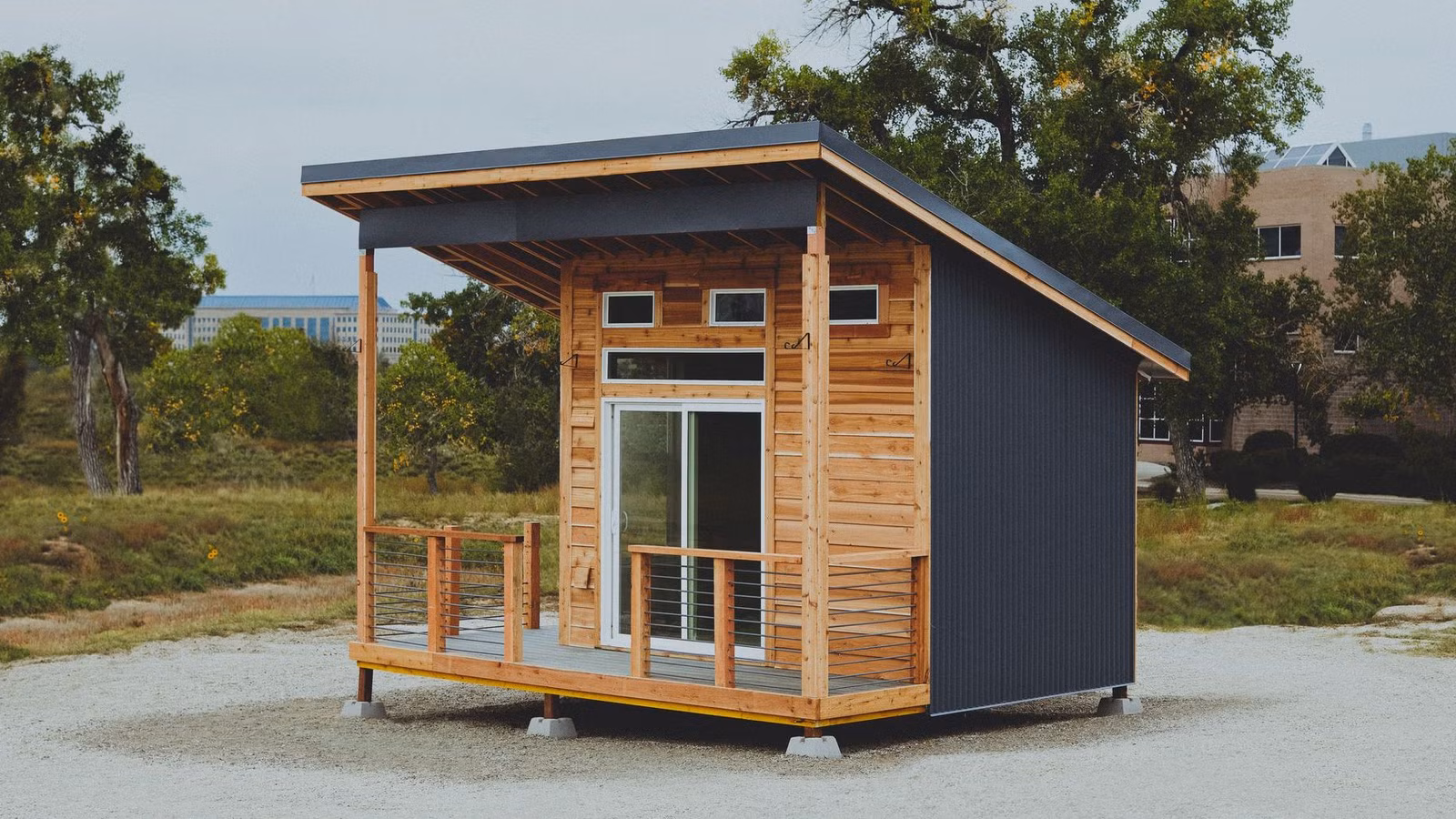 Se donarán pequeñas casas de diseño en el metaverse de Roblox y las reales