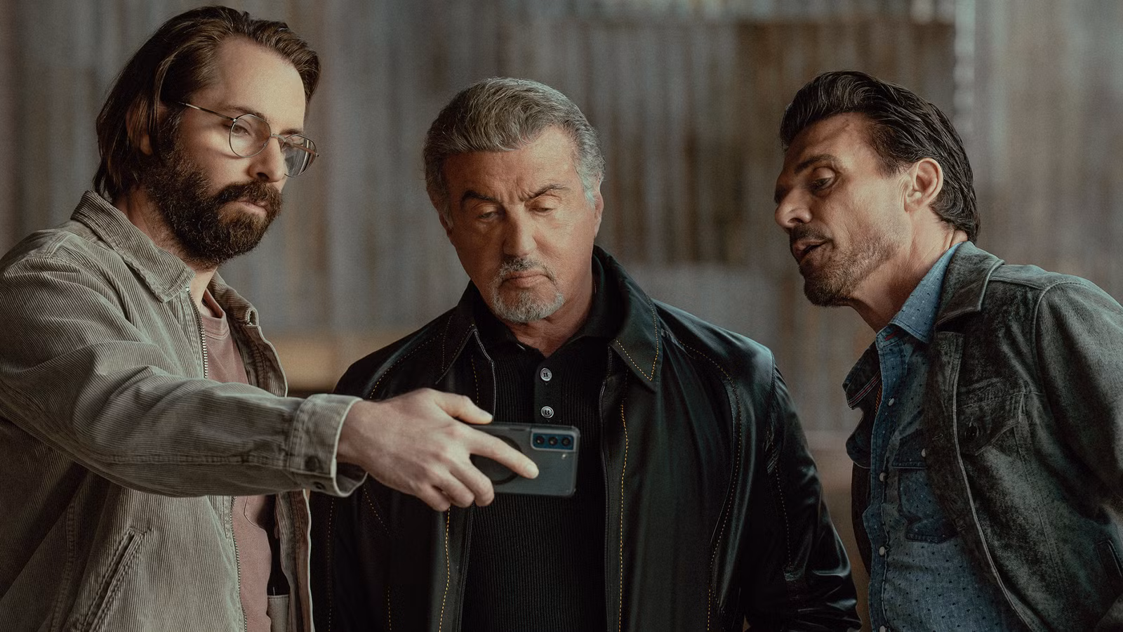 Tulsa King Star se burla del impactante momento de la temporada 3 “El director dijo que no creo que puedas hacer eso”