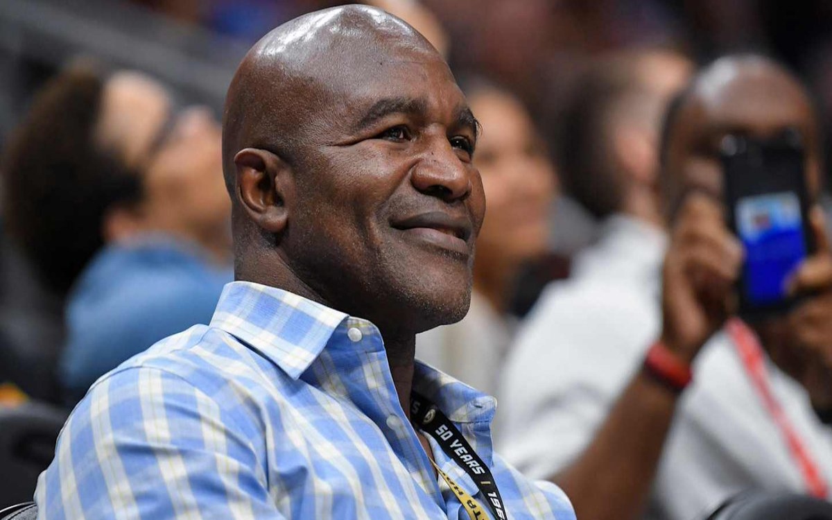 "(Campeones) No se atreven a enfrentar a los mejores": Holyfield  | Video