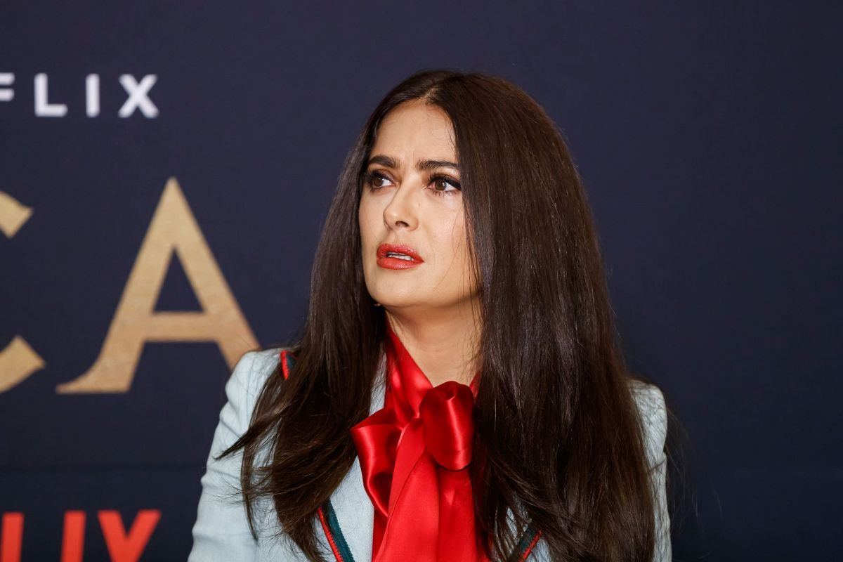 'Qué mujer tan extraordinaria': Sheinbaum conoce a Salma Hayek y plantea apoyo al cine