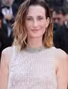 Foto de cabeza de Camille Cottin