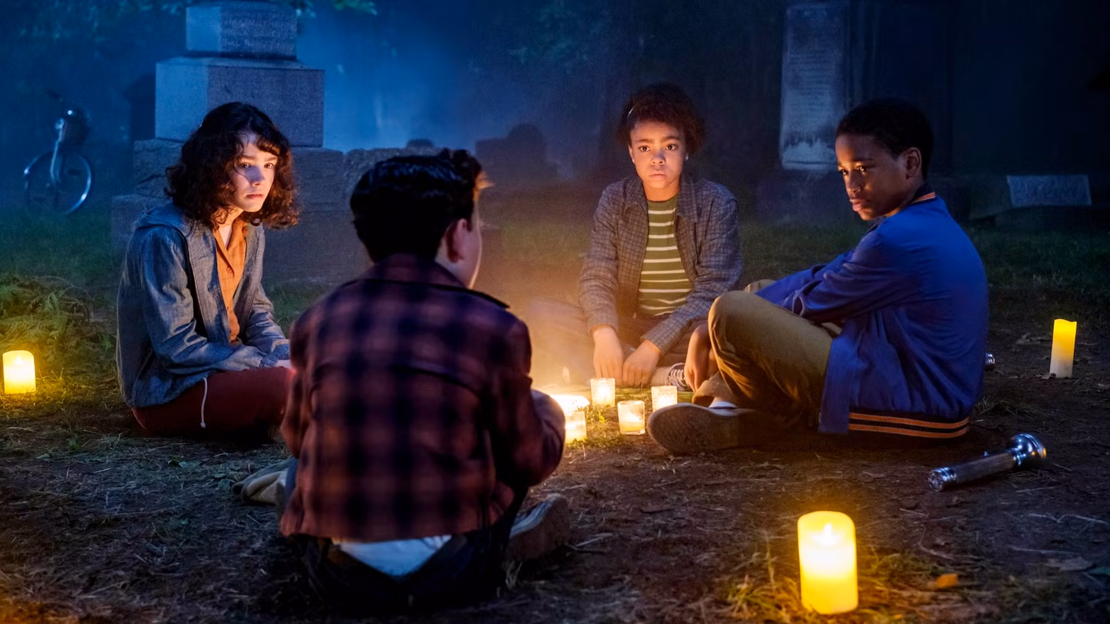 IT: Bienvenido a Derry, el cambio de historia más importante de las temporadas 2 y 3 con respecto a la temporada 1, presentado por Andy y Barbara Muschietti