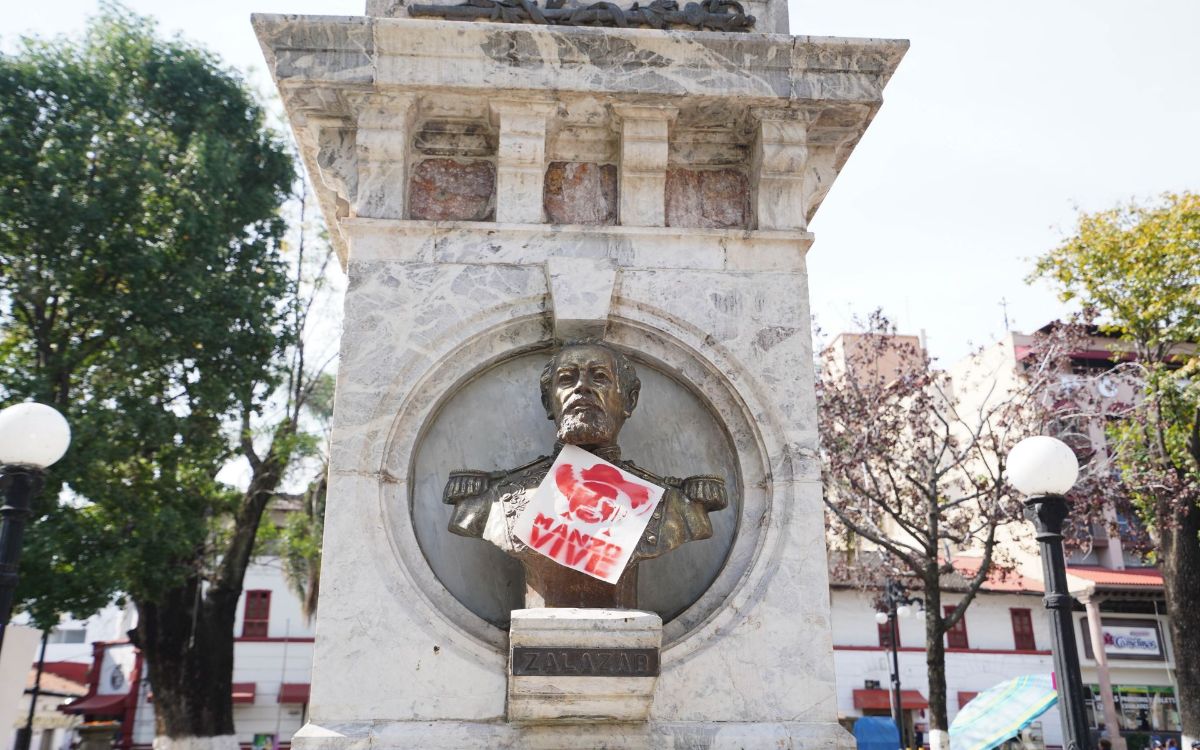 Cancelan por inseguridad desfile del 20 de noviembre en Uruapan