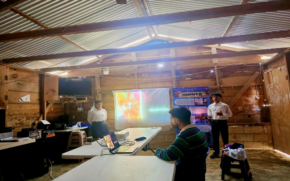 Chiapas | Estudiantes de Telesecundaria piden ayuda a Sheinbaum para viajar a ExpoCiencias con 'Humito'